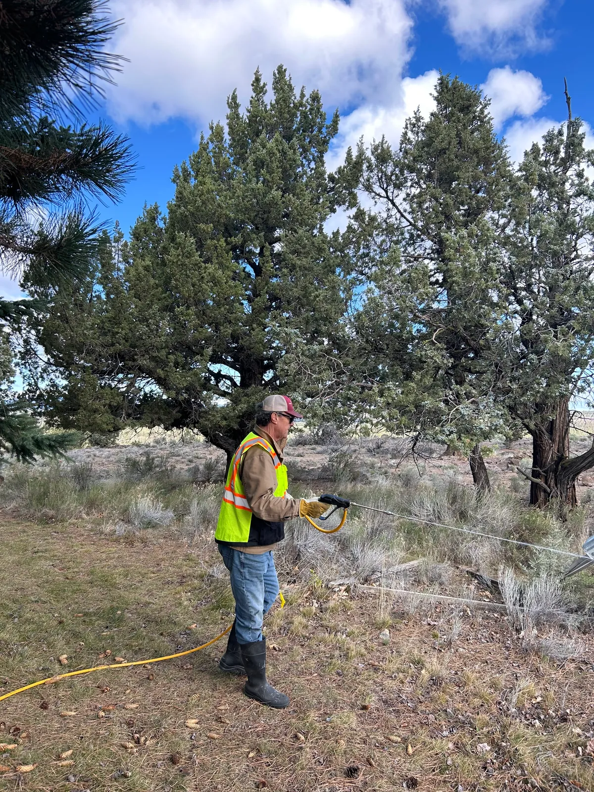 First Step Fire Protection applying long-term fire retardant to Central Oregon vegetation